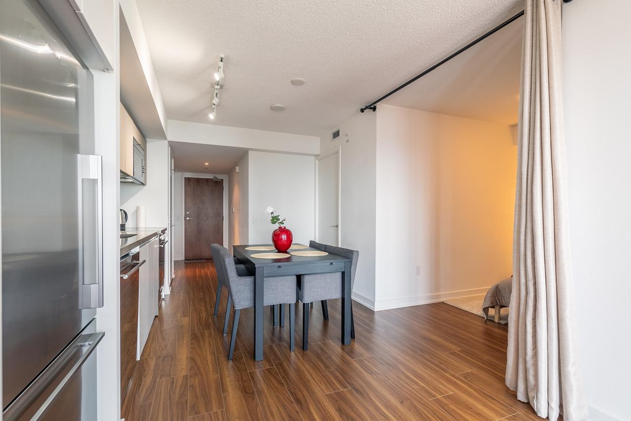 Simply Comfort. Amazing Downtown Apartments Toronto Bagian luar foto