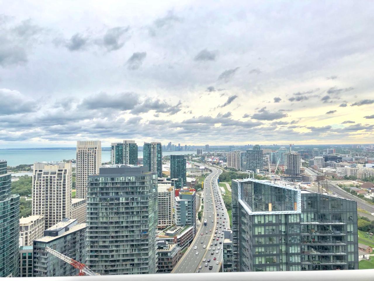 Simply Comfort. Amazing Downtown Apartments Toronto Bagian luar foto