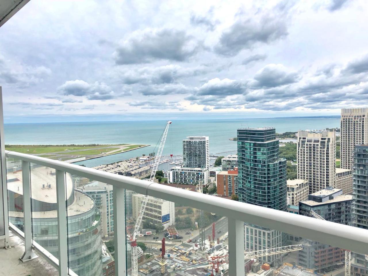 Simply Comfort. Amazing Downtown Apartments Toronto Bagian luar foto