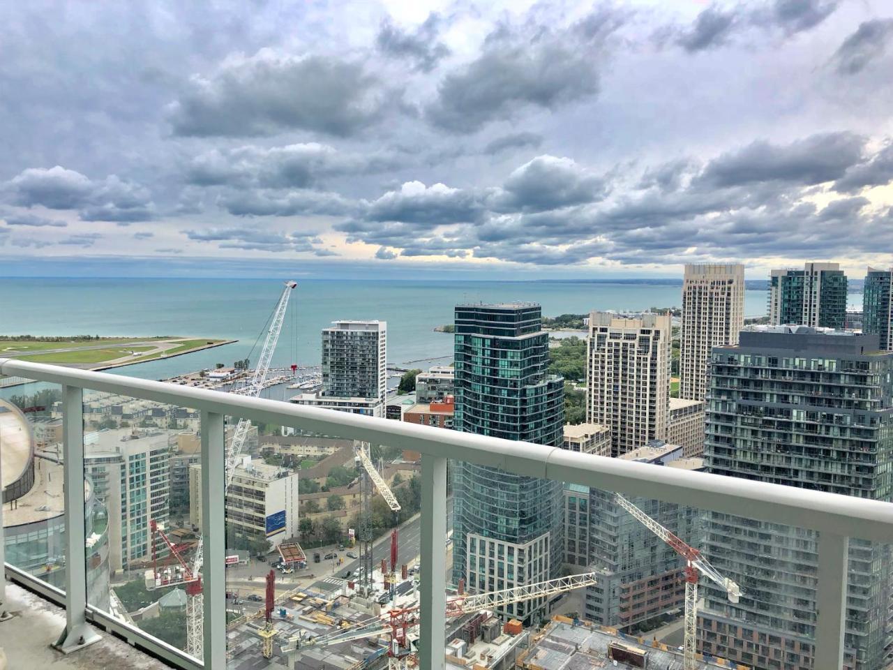 Simply Comfort. Amazing Downtown Apartments Toronto Bagian luar foto