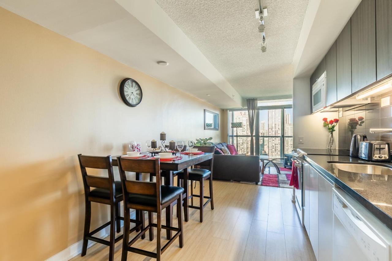 Simply Comfort. Amazing Downtown Apartments Toronto Bagian luar foto